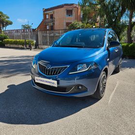 Lancia Ypsilon 1.0 FireFly 5 porte S&S Hybrid Ecochic Gold