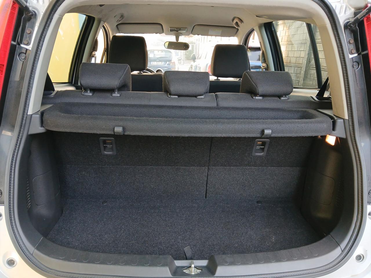 Suzuki Splash 1.0 GLS Safety Pack