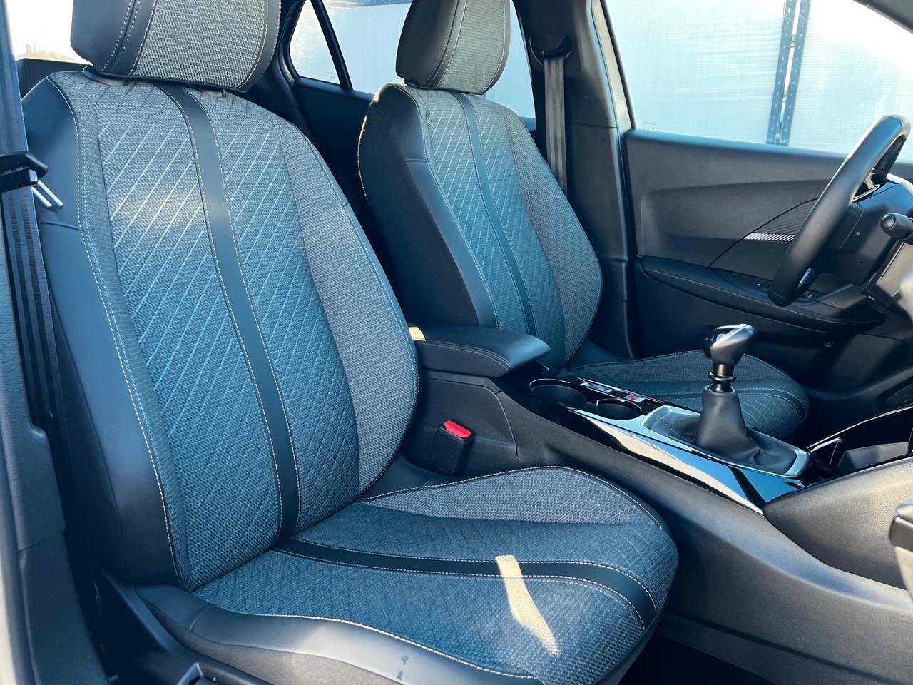 Peugeot 2008 PureTech 100 S&S Allure