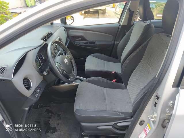 Toyota Yaris Yaris III 2015 5p 1.5h Active