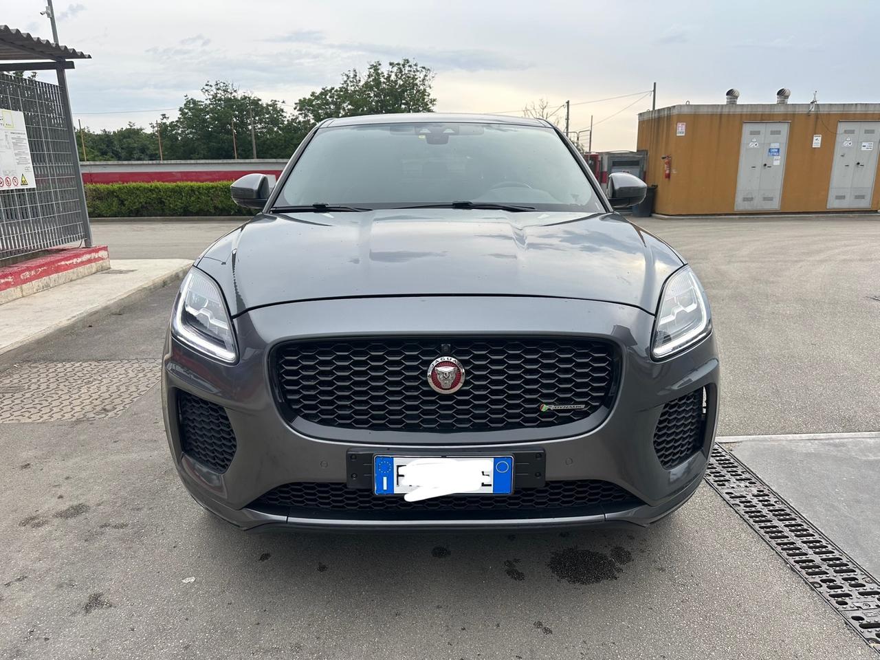 Jaguar E-Pace 2.0D 240 CV AWD aut. R-Dynamic S 2018