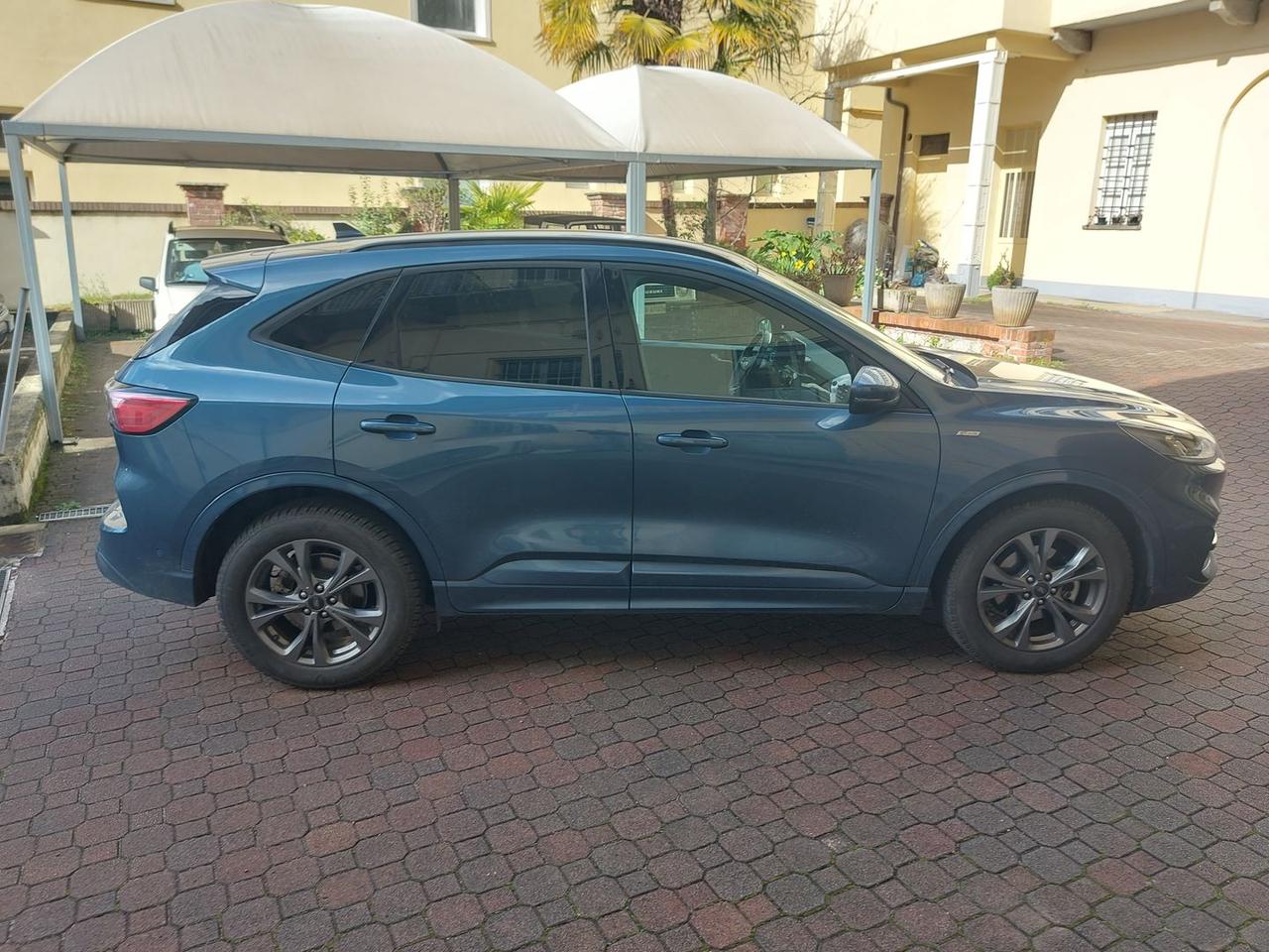 Ford Kuga Full Hybrid ST Line 190 cv