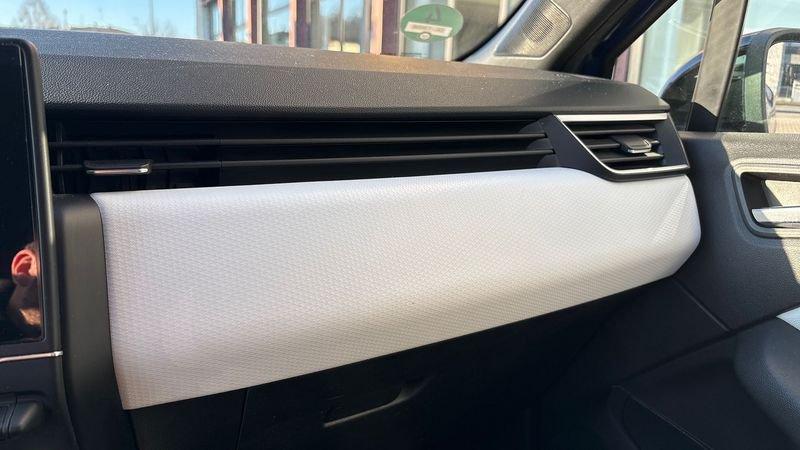 Renault Clio 1.6 E-Tech full hybrid Techno 145cv auto 5 Porte 1.6 E-Tech full hybrid 145cv Techno A