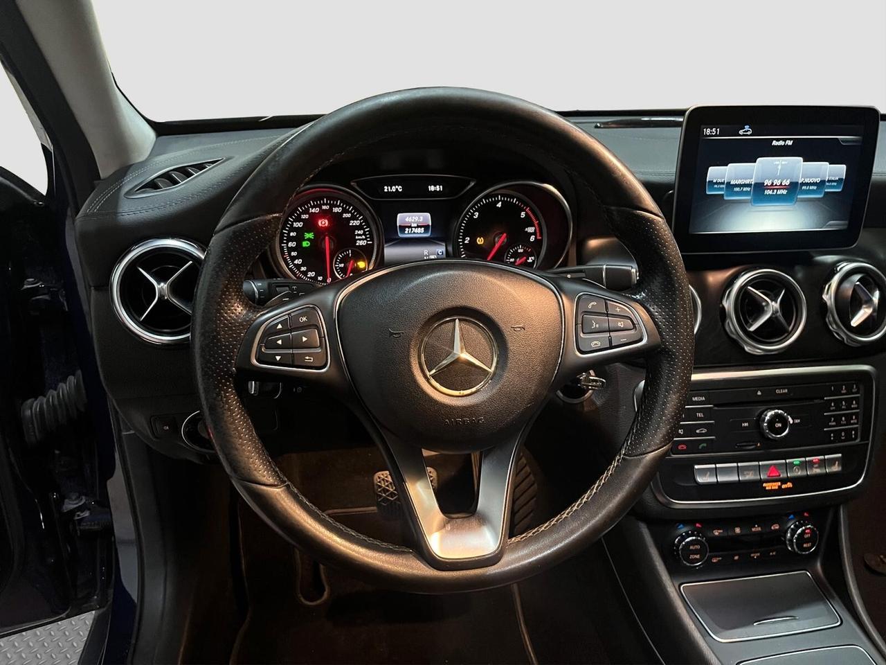 Mercedes-benz GLA 200 d Automatic Premium TETTO 2017