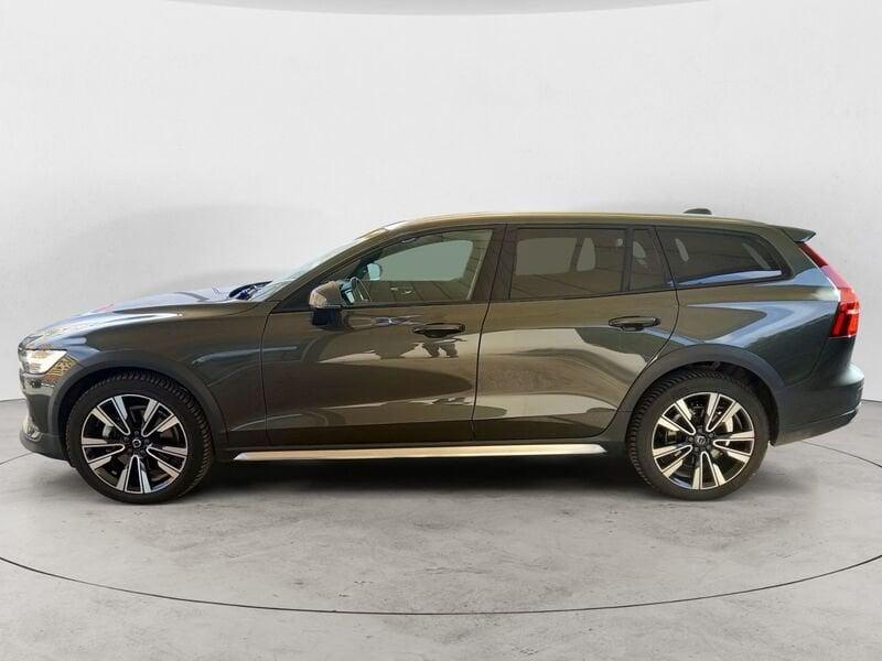 Volvo V60 Cross Country D4 190 CV AWD Automatica NAVI LED Pro