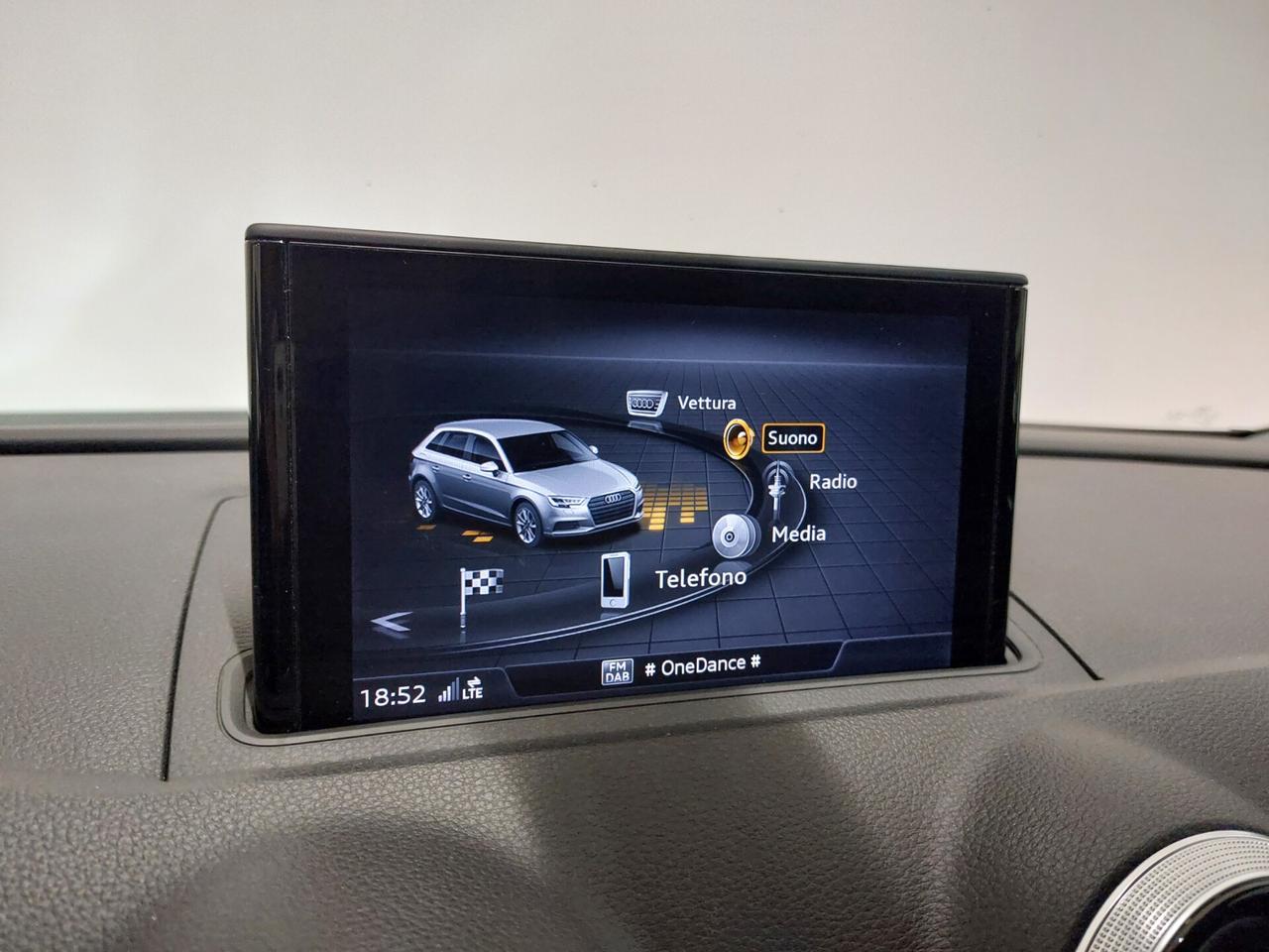 AUDI A3 3ª serie A3 SPB 30 TDI Admired