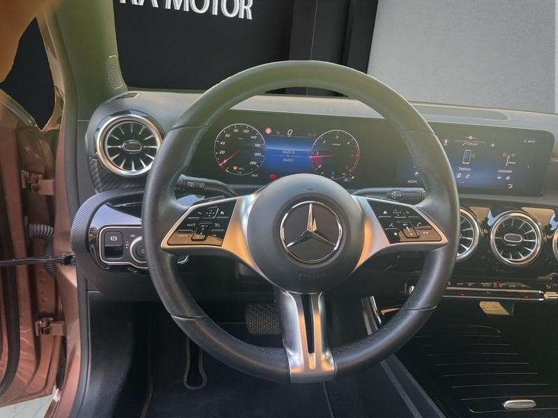 Mercedes-Benz Classe A A 180 d Automatic Progressive Adv Plus