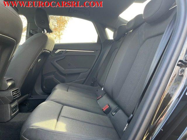 AUDI A3 Sedan 35 TDI S tronic Business Advanced