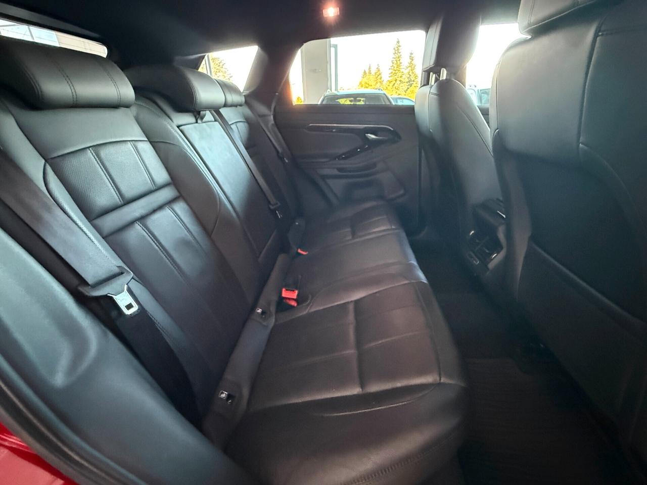 Land Rover Range Evoque 2.0D I4-L.Flw 150CV AWD Auto R-Dynamic SE