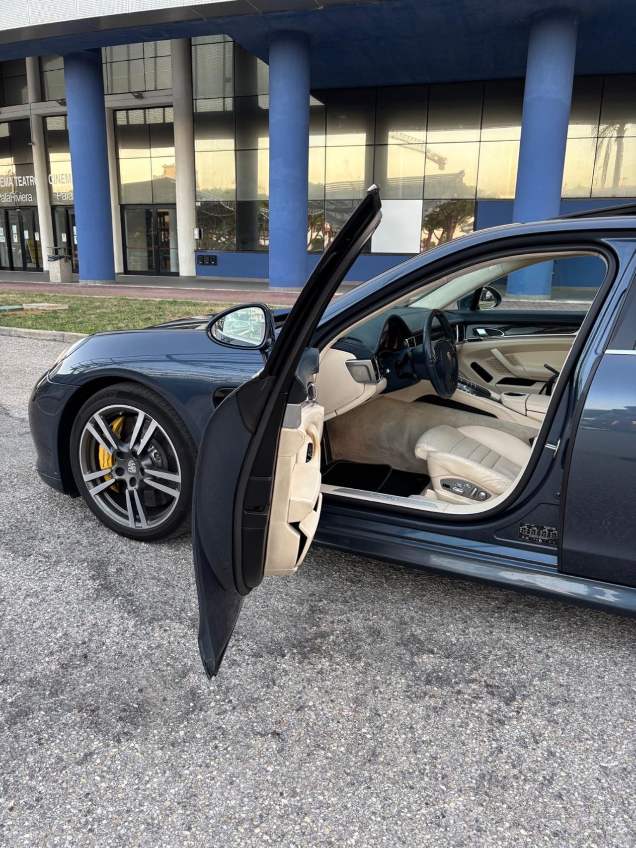 Porsche Panamera 4.8 TURBO S V8 500CV