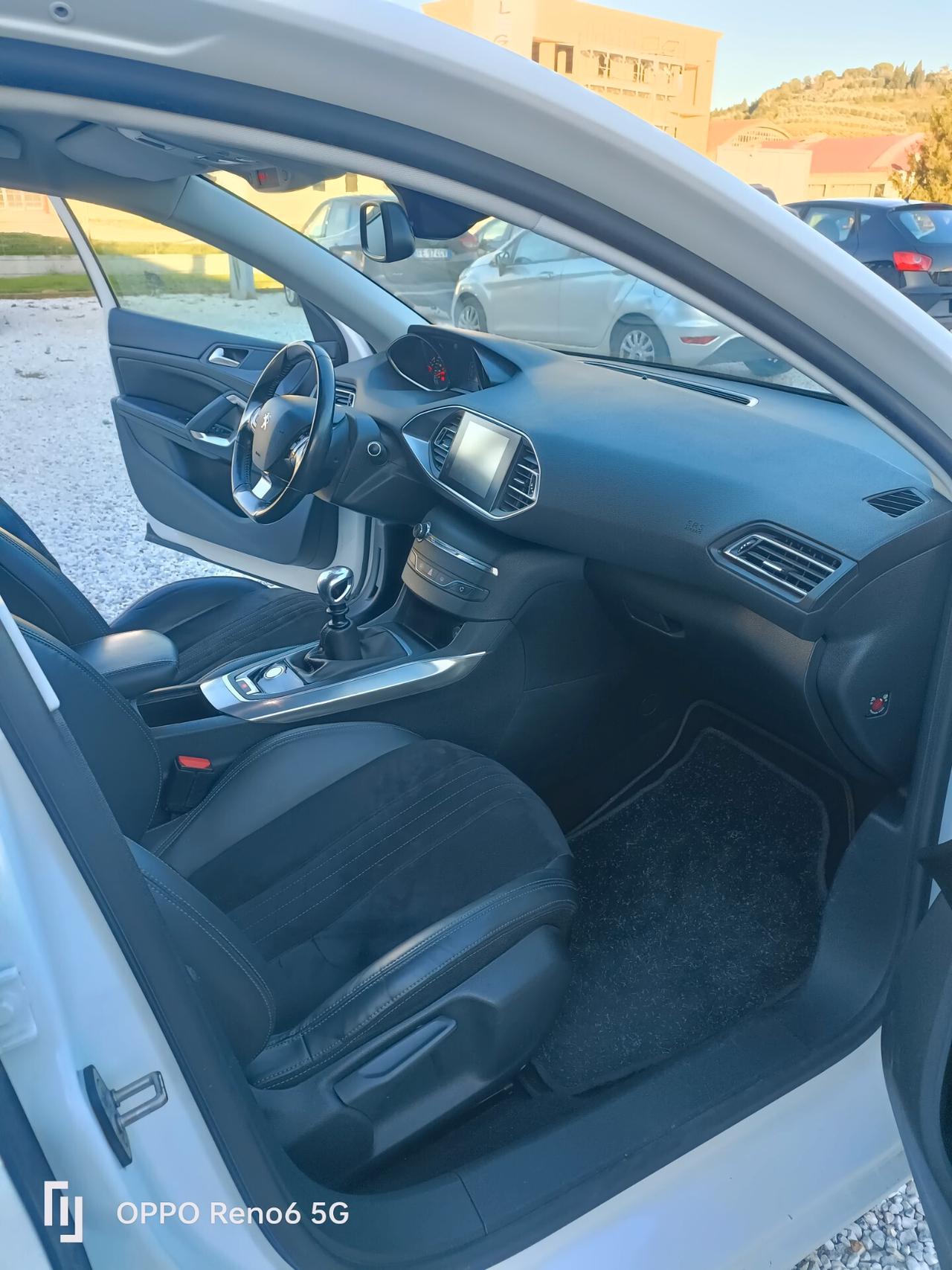 Peugeot 308 1.6 e-HDi 115 CV Stop&Start Business
