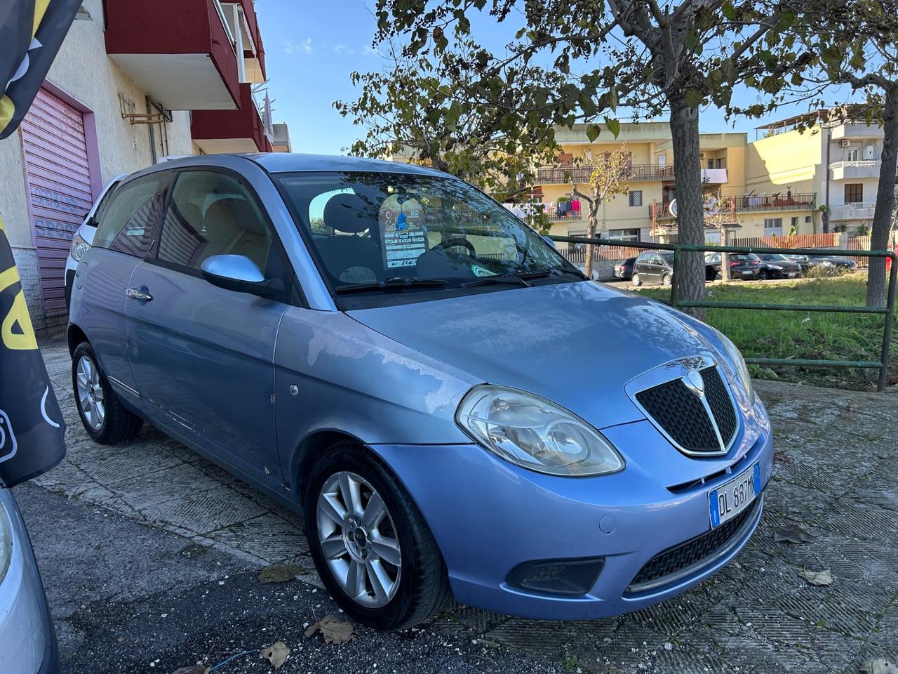 Lancia Ypsilon 1.3 MJT 75 CV Argento