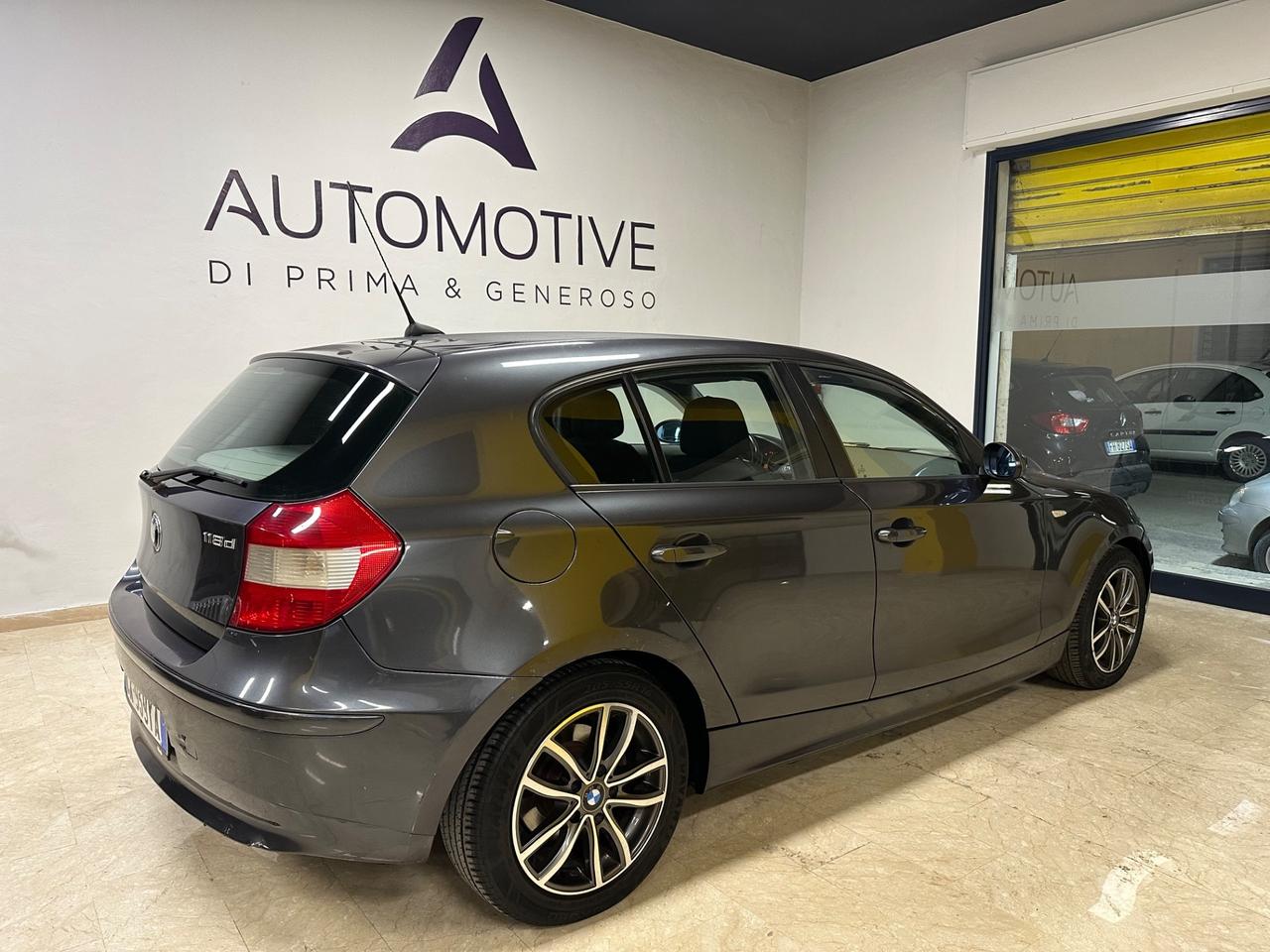 Bmw 118 118d cat 5 porte Eletta