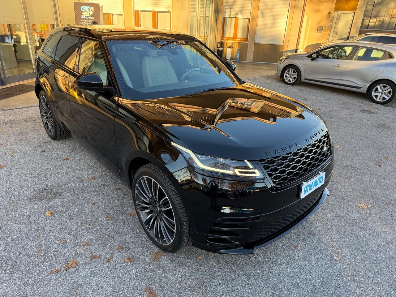 Land Rover Range Velar 2.0D I4 240 CV R-Dynamic