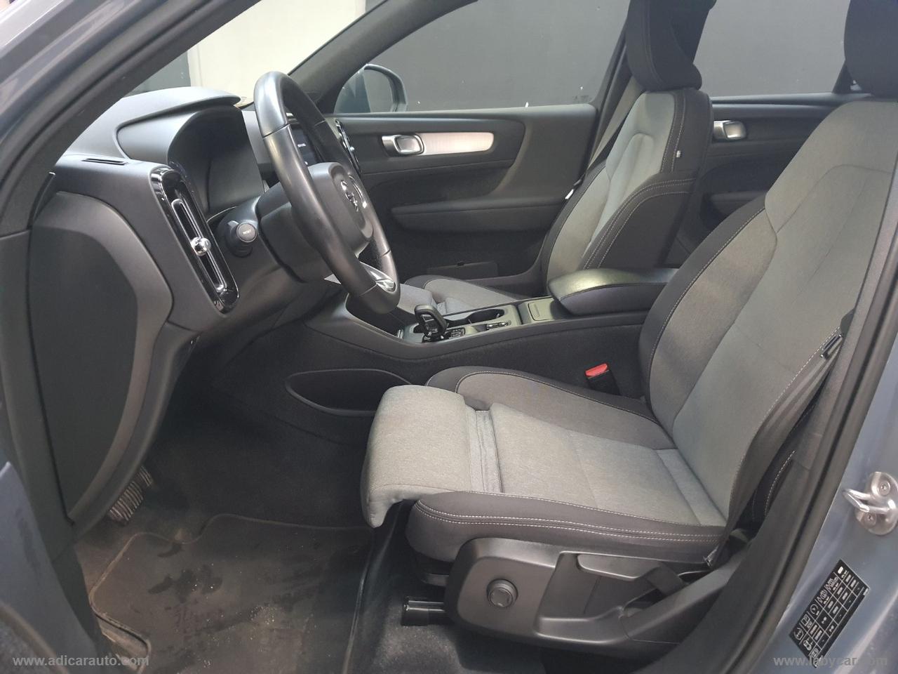 VOLVO XC40 T2 automatico Core