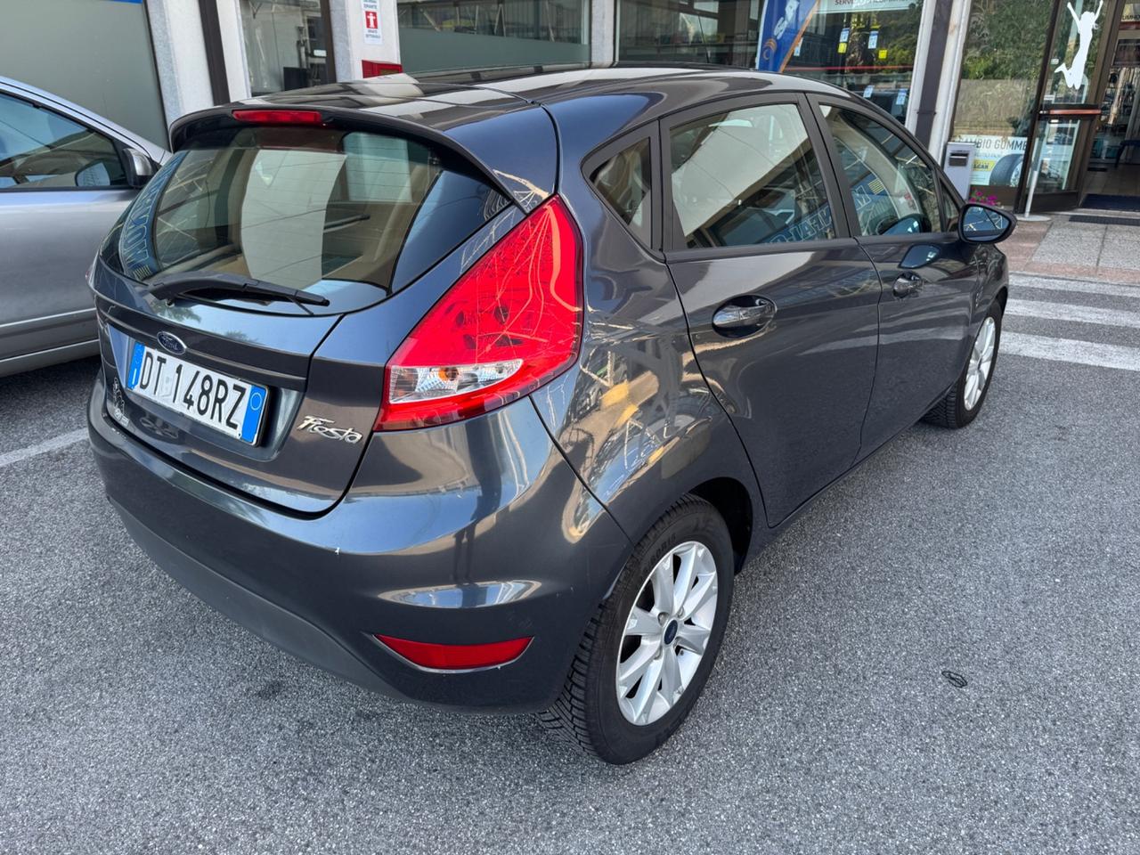 Ford Fiesta 1.2 82CV 5 porte 77.000KM