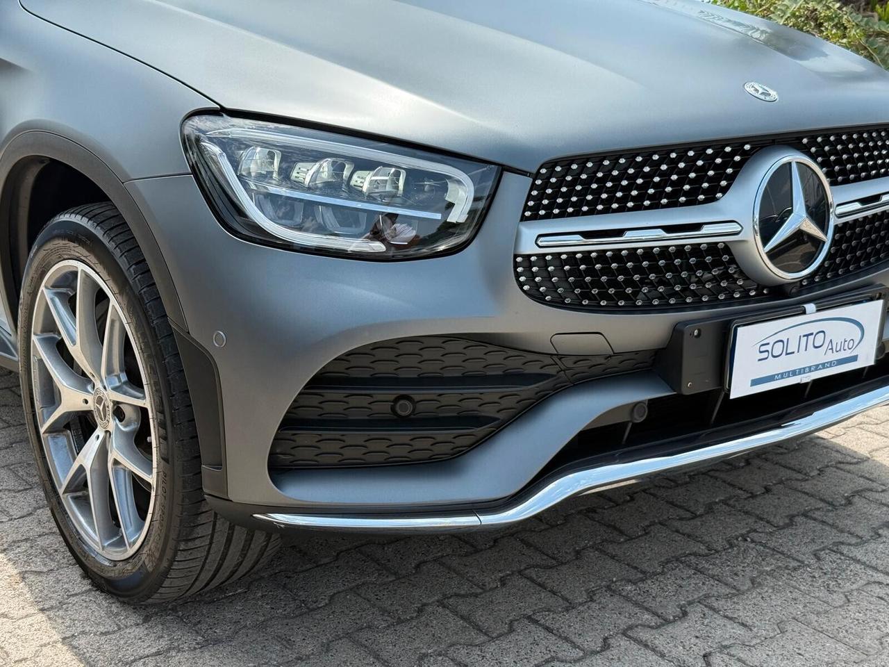 GLC 220 d 4Matic Premium Plus Opaco + Pedane