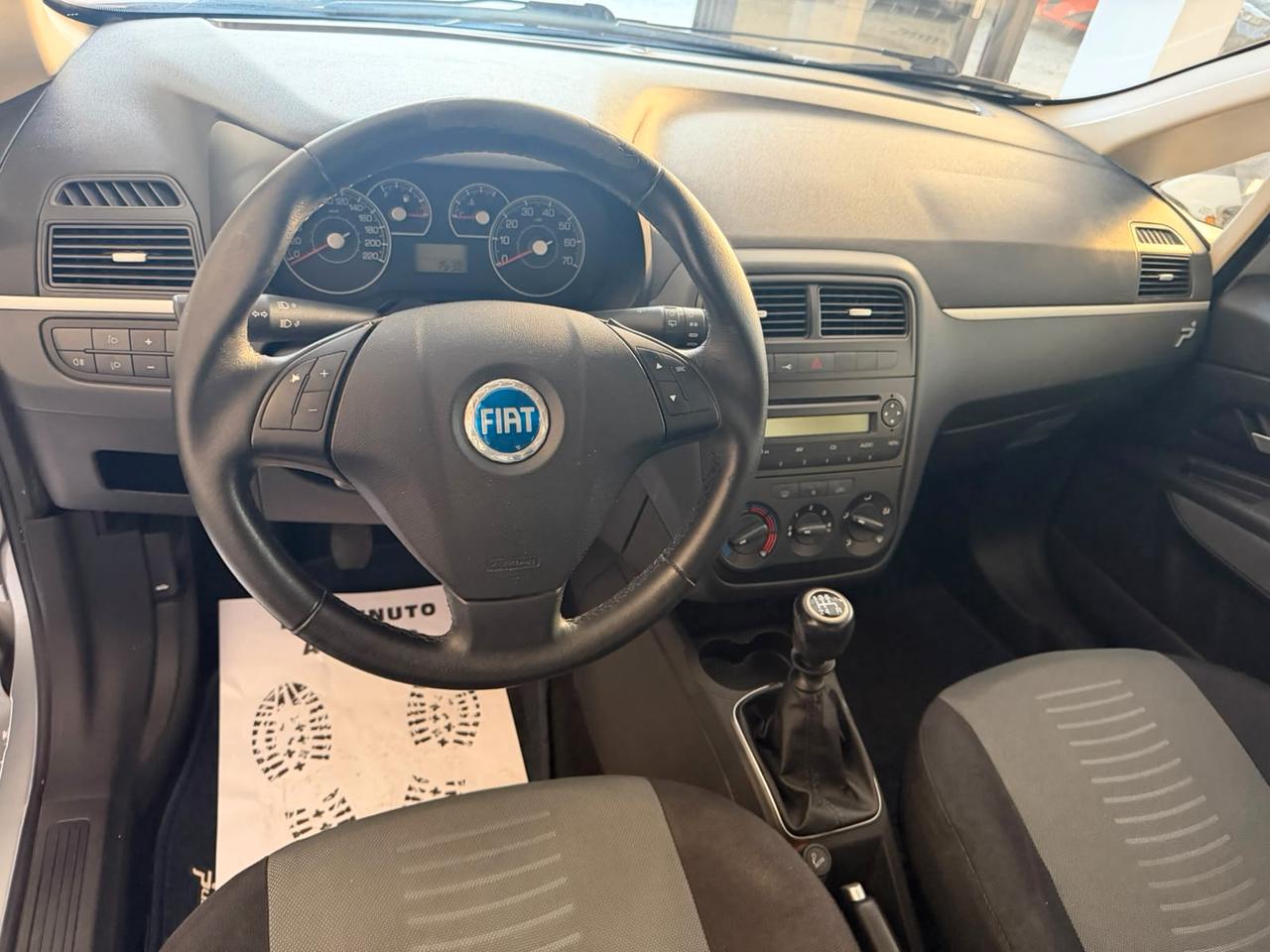 Fiat Punto 1.2 Dynamic 65cv 5p NEOPATENTATI