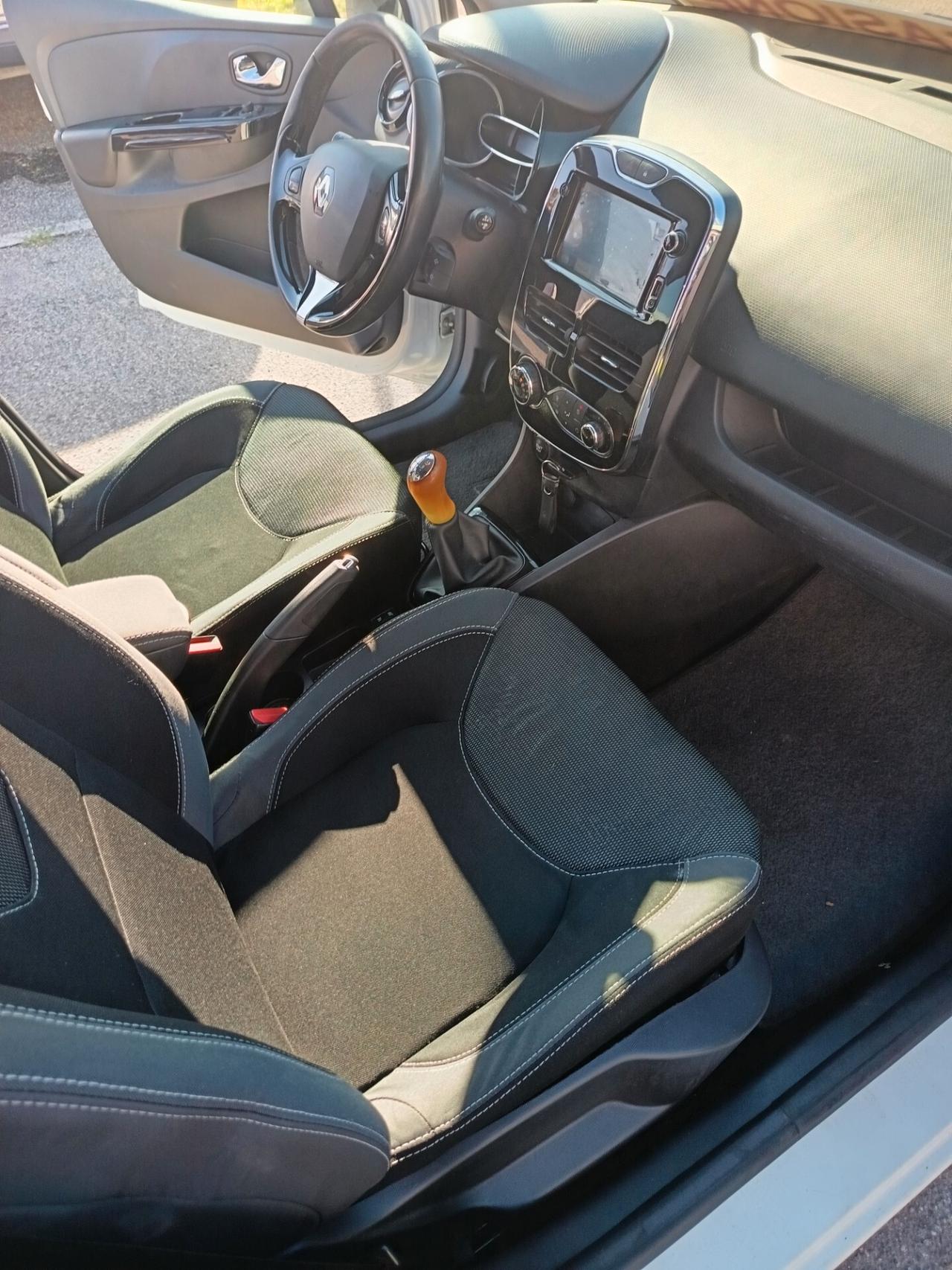 Renault Clio Sporter 1.5 dCi 8V 75CV Live