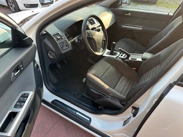 Volvo V50 D4 Momentum