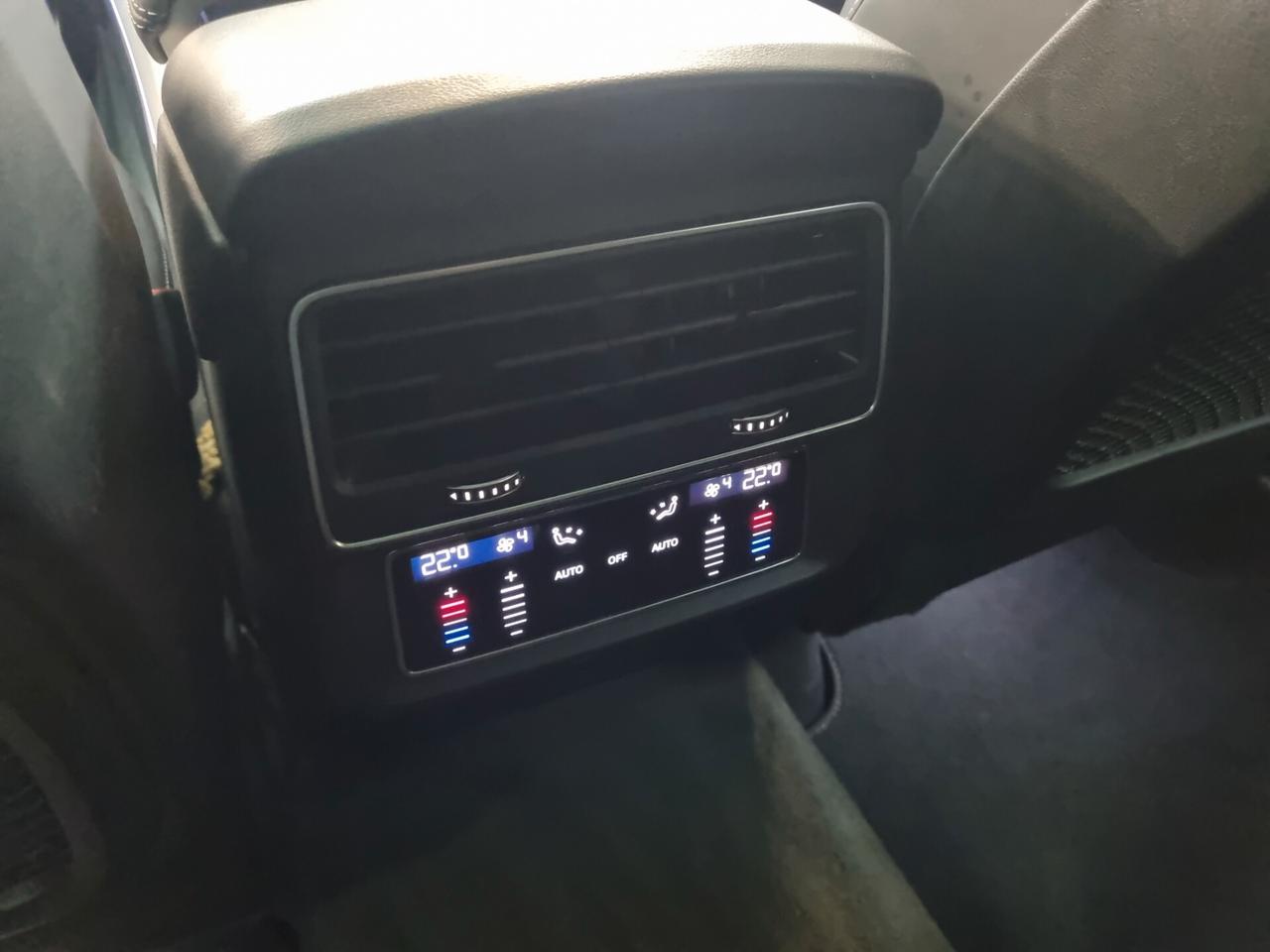 Audi Q8 50 TDI 286 CV quattro tiptronic Sport