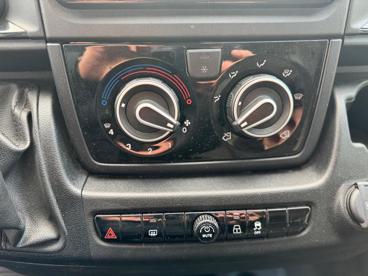 FIAT Ducato 33Q MH2 2.2 M-jet 3 160cv E6D FURGONE LASTRATO