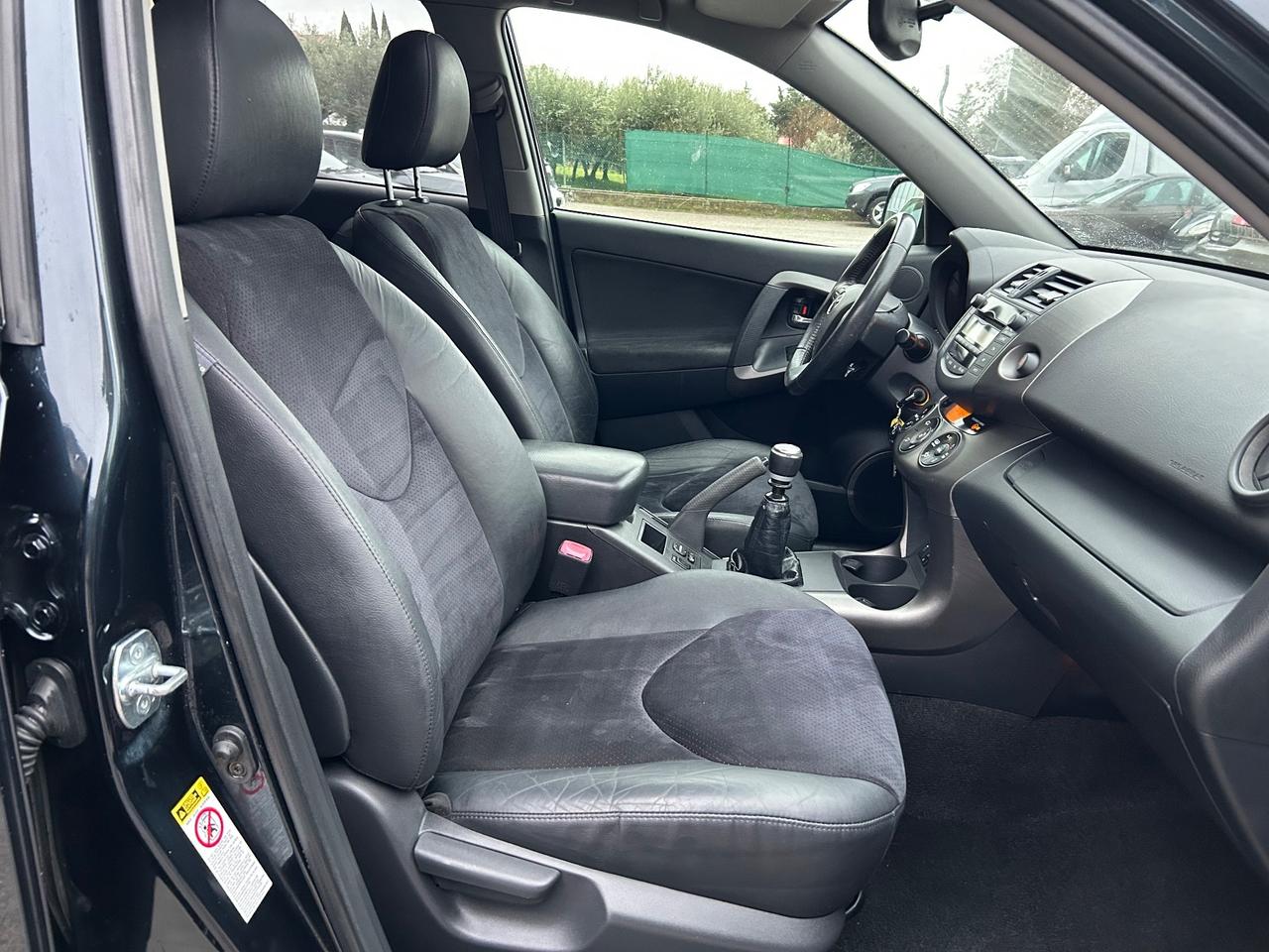 Toyota RAV 4 2.2 D-4D 150 CV DPF Exclusive Euro5