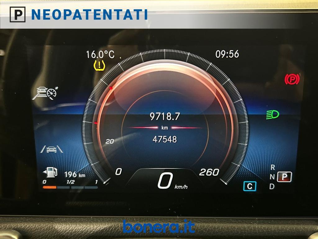 Mercedes GLB 180 D Business Extra 8G-DCT