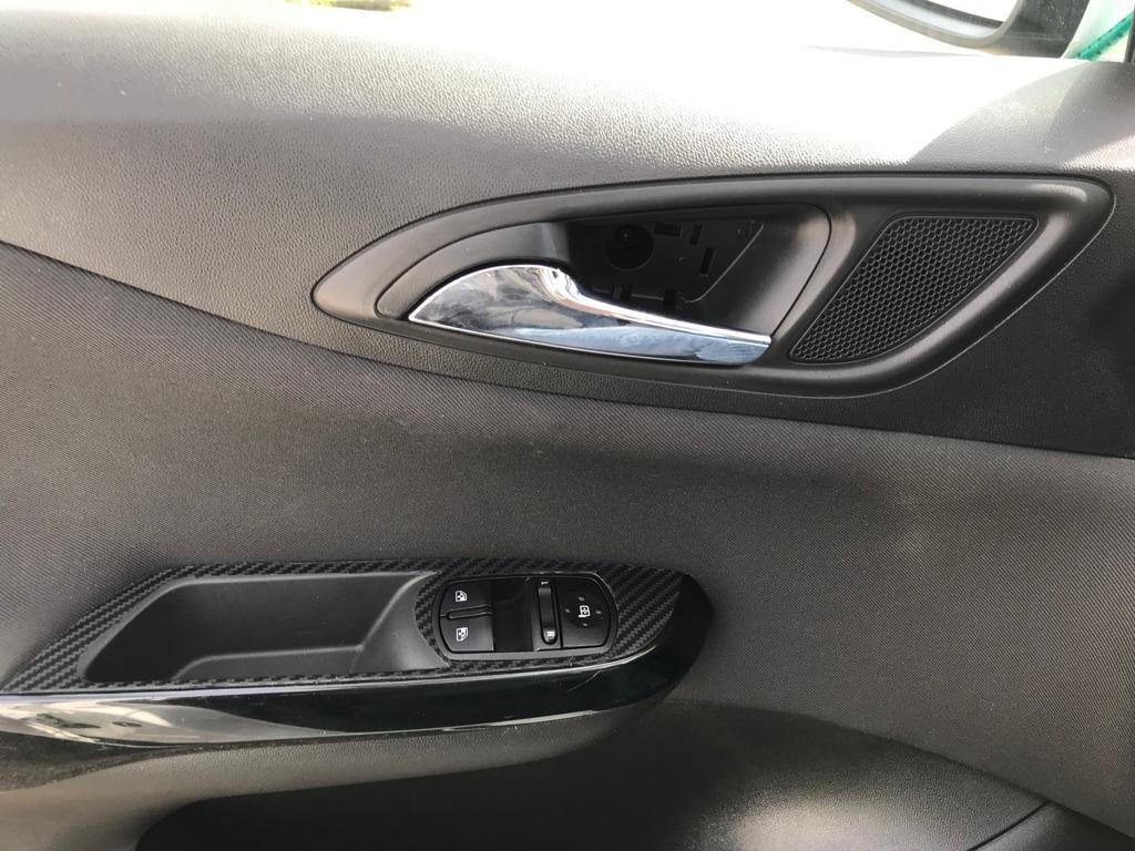 Opel Corsa 1.4 90CV 66 kW GPL Tech 5 porte b-Color