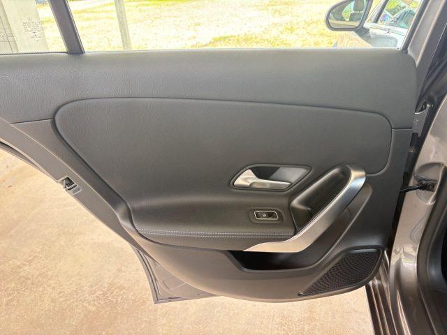 MERCEDES-BENZ A 180 d Automatic SEDAN POCHI CHILOMETRI UNICO PROPRI