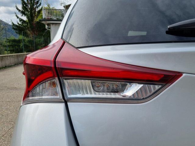 TOYOTA Auris 1.8 Hybrid Style (OK NEOPATENTATI)