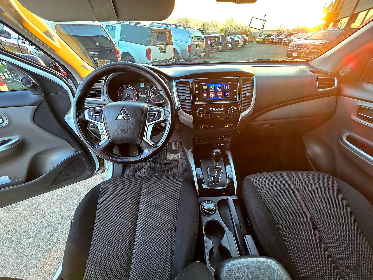 Mitsubishi L200 2.4 DI-D/181CV Intense