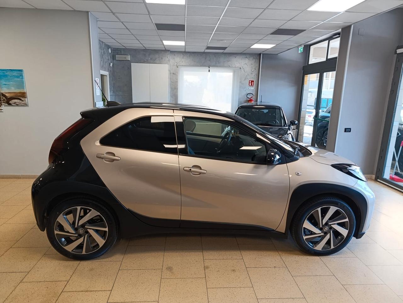 Toyota Aygo X 1.0 VVT-i 72 CV 5 porte Lounge Air S-CVT