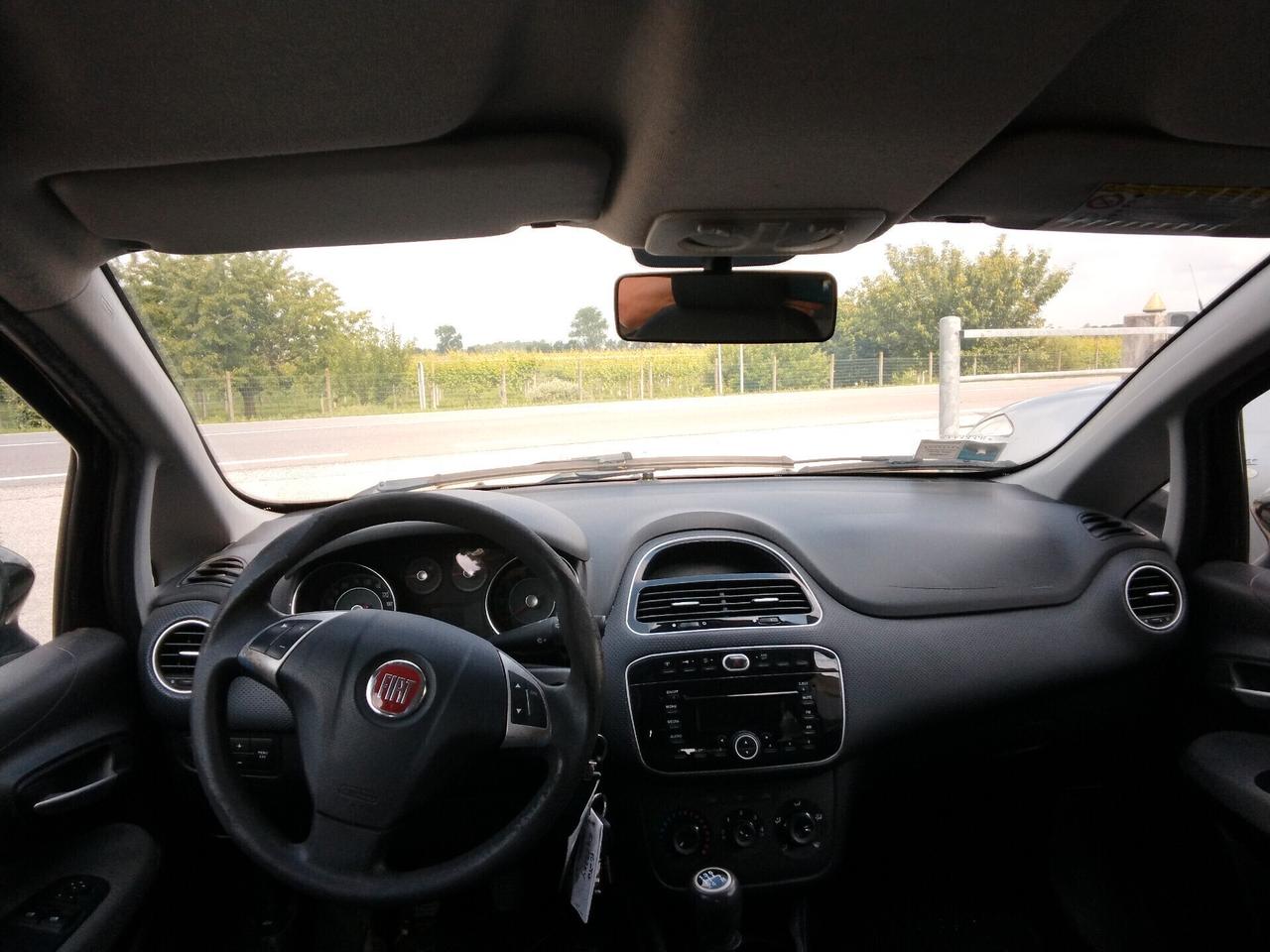 Fiat Punto Evo 1.4 5 porte S&S Dualogic Dynamic Neopatentati