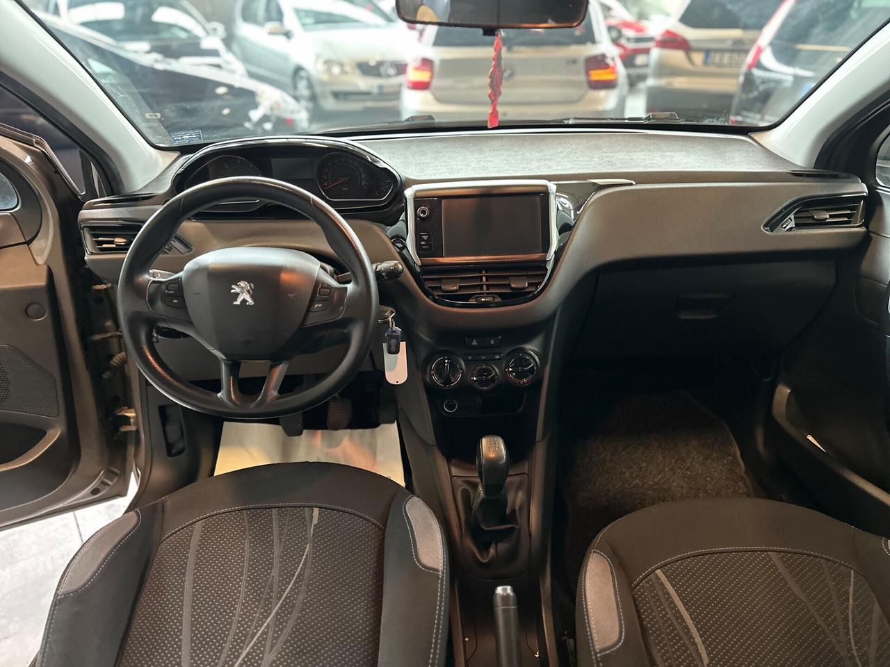 Peugeot 208 1.4 HDi 68 CV 5 porte Allure