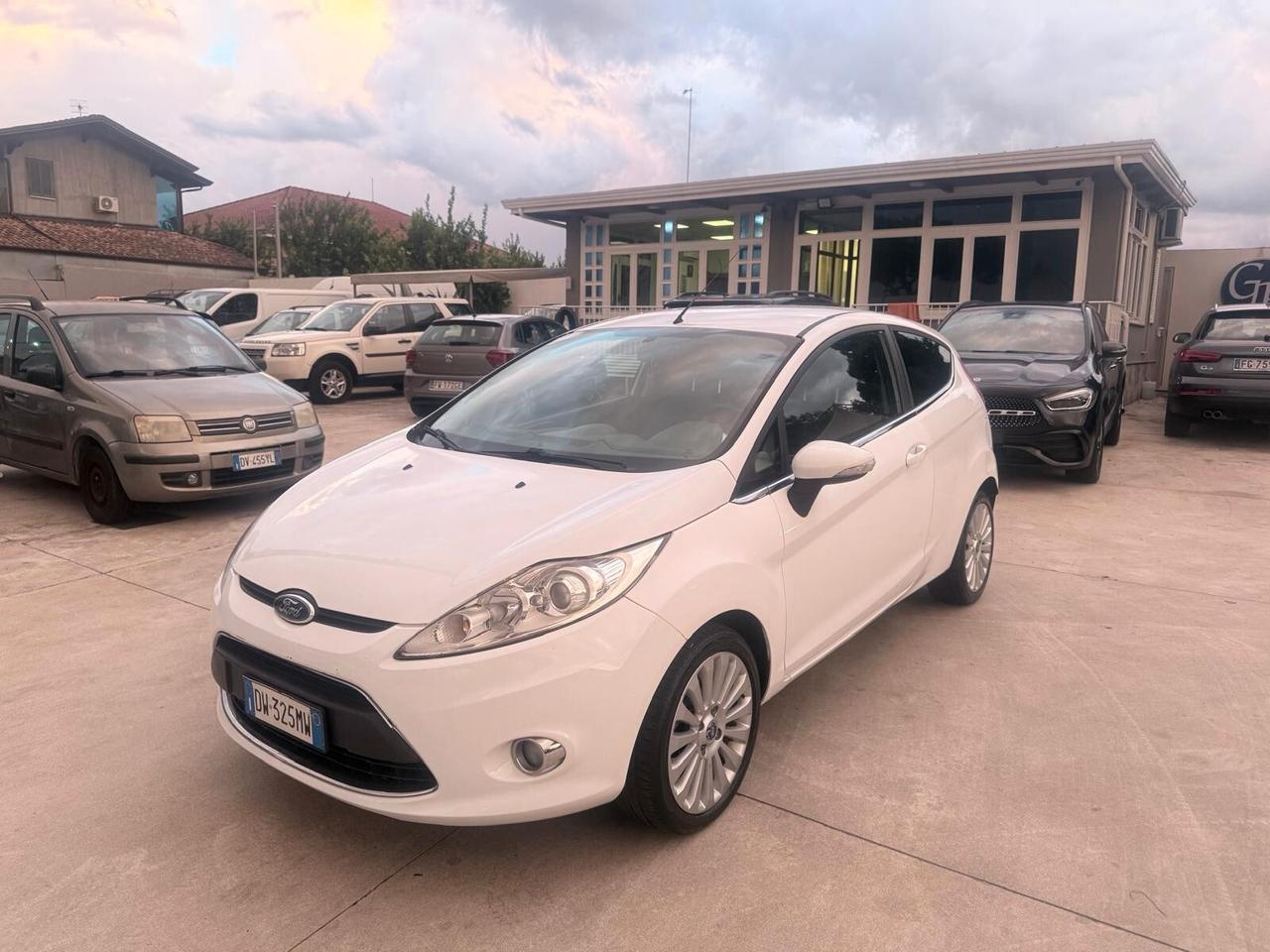 Ford Fiesta Fiesta+ 1.4 3 porte Bz.- GPL