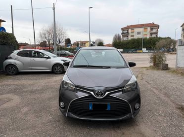 Toyota Yaris 1.0 5 porte Cool NEOPATENTATI