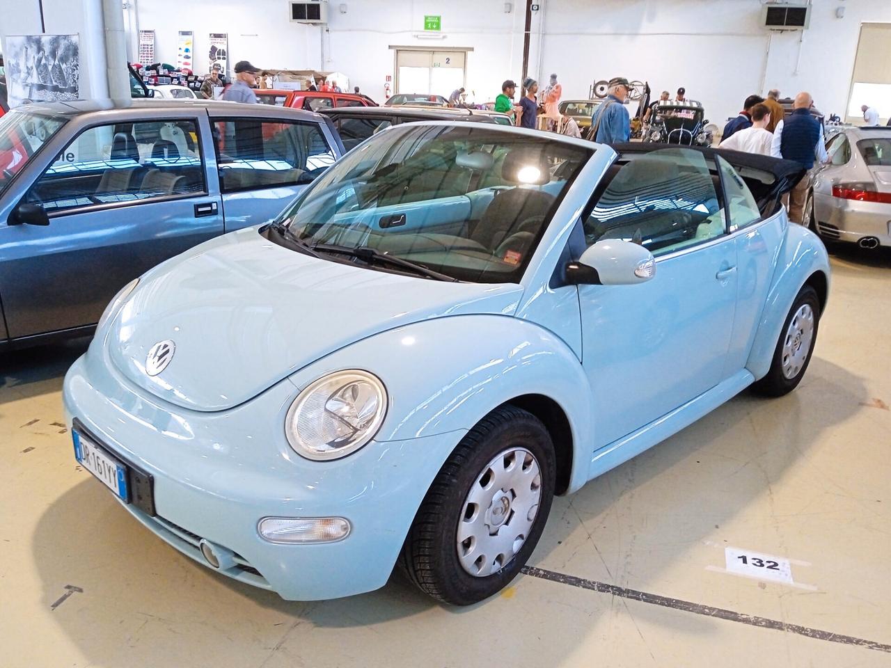 Volkswagen New Beetle 1.6 Cabrio A.S I