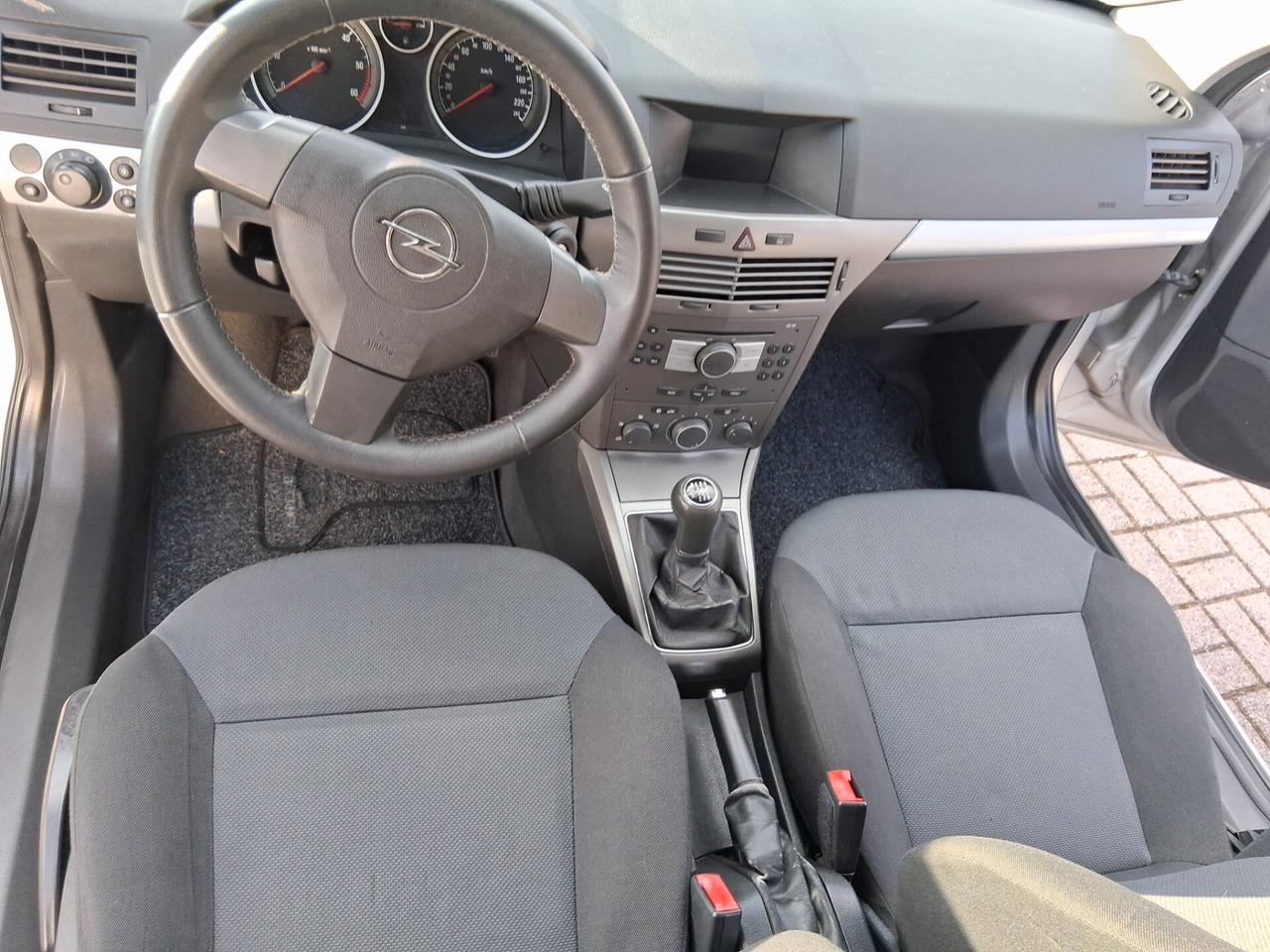 Opel Astra 1.9 CDTI 120CV Station Wagon Cosmo