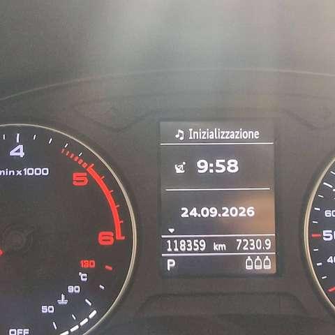 Audi A3 A3 Sportback 1.6 tdi Attraction 110cv s-tronic E6