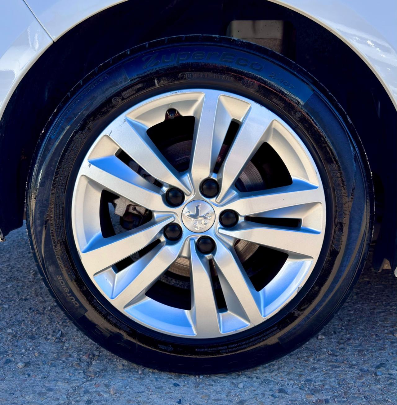 Peugeot 308 BlueHDi 130 S&S SW Tech Edition