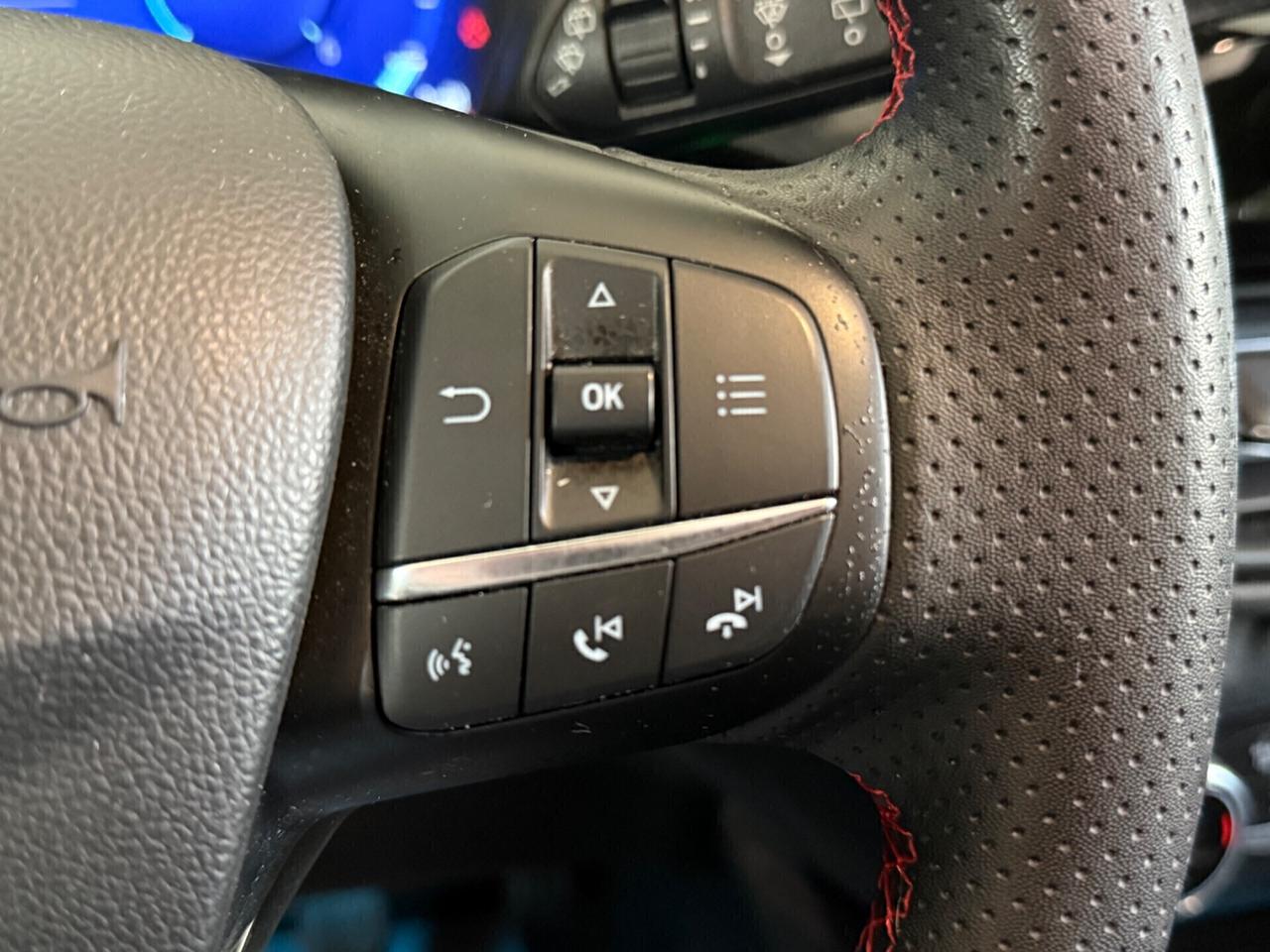 Ford Kuga 1.5 EcoBlue 120 CV ST-Line TETTO APRIBILE