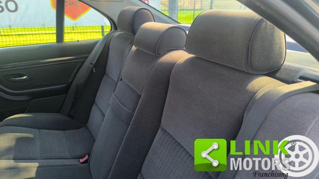 BMW 520 i 24V cat Attiva
