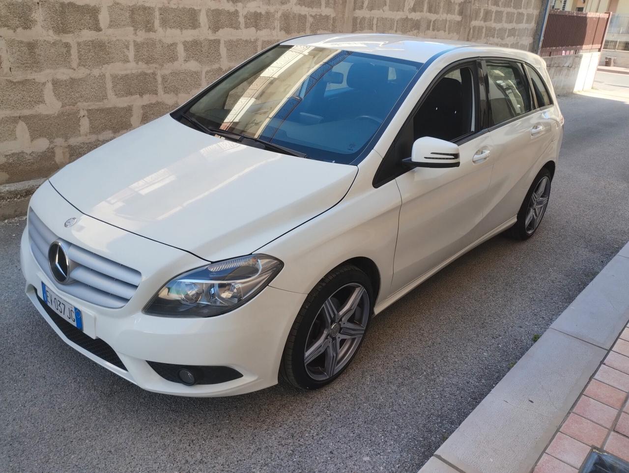 MERCEDES-BENZ B 160 EXECUTIVE – SOSPENSIONE NUOVA – € 8.600