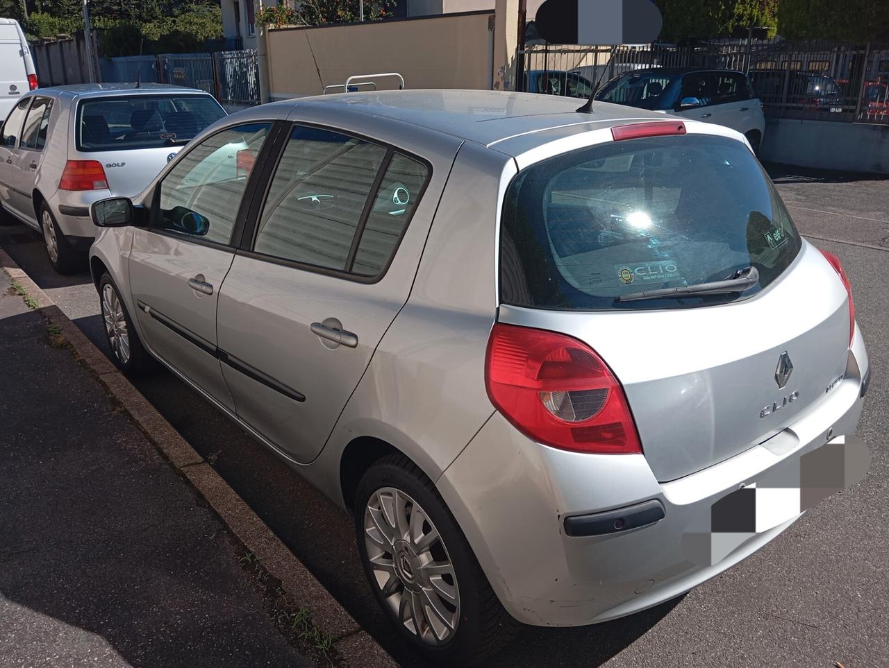 Renault Clio Storia 1.2 16V 5 porte valuto permute