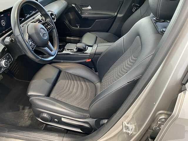 Mercedes-Benz A 180 A 180 d Automatic Sport