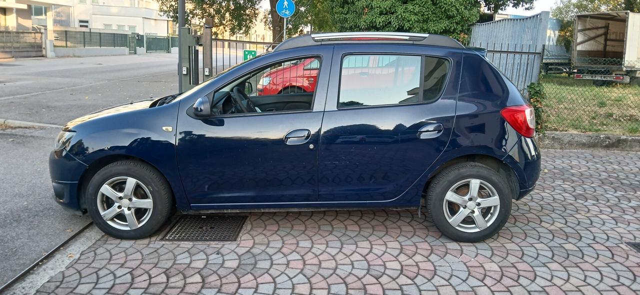 Dacia Sandero 1.2 GPL pochi km