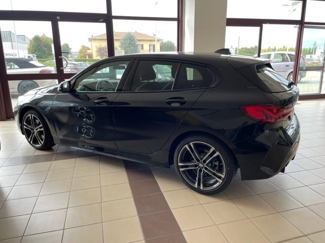 Bmw 116 116d 5p. Msport