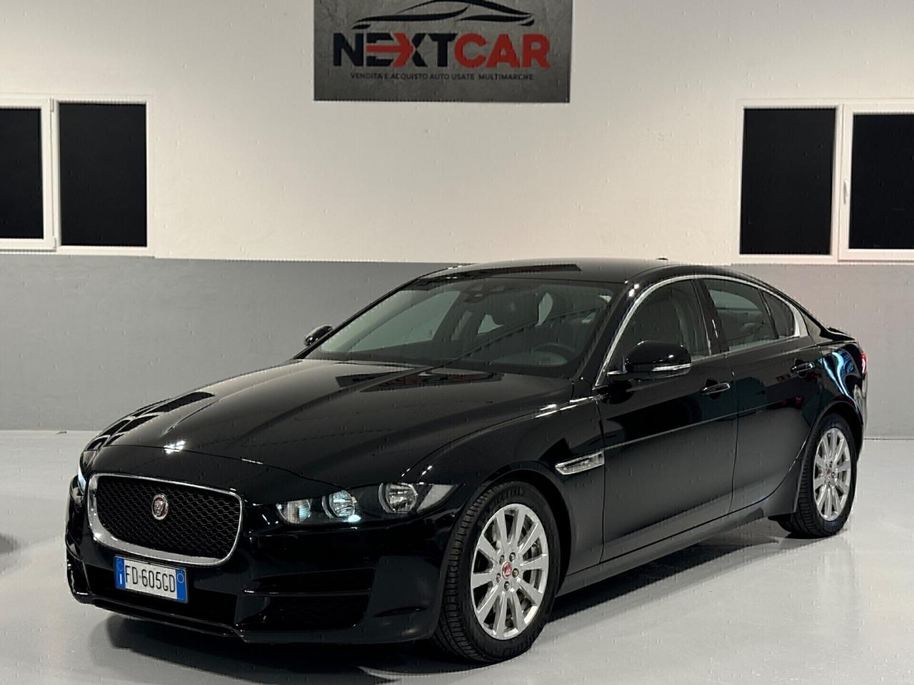 Jaguar XE 2.0 D 180 Cv Berlina, Manuale !