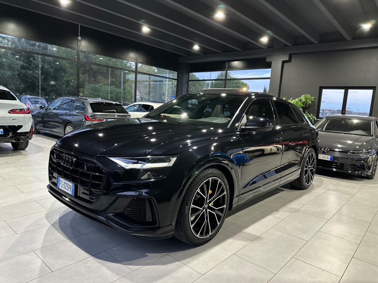 Audi Q8 50 TDI 286 CV quattro S Line identity black